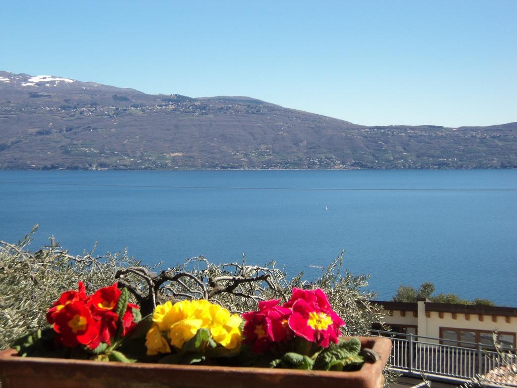 Bed & Breakfast Giardini Di Corte Toscolano-Maderno Exterior foto