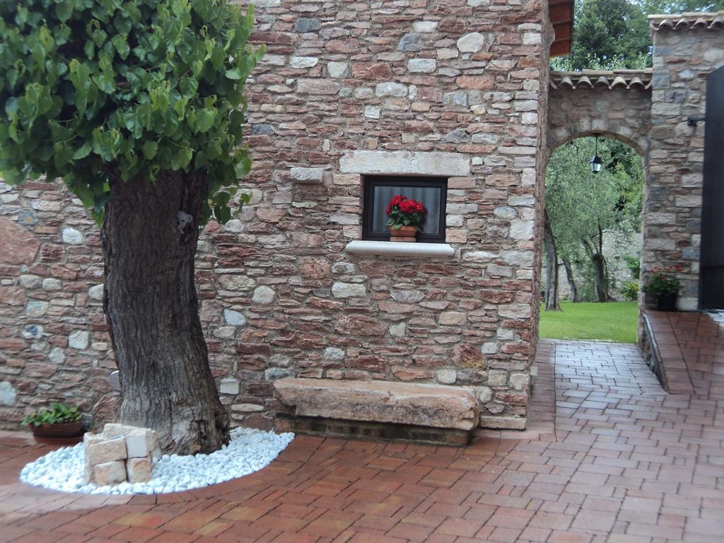 Bed & Breakfast Giardini Di Corte Toscolano-Maderno Exterior foto