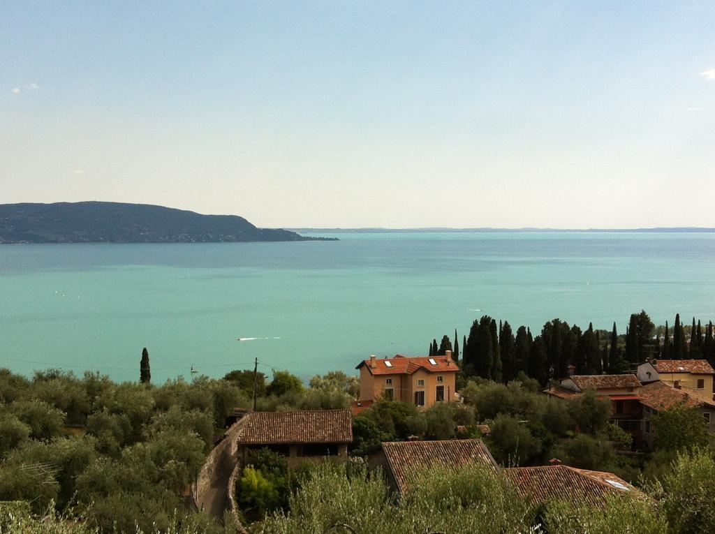 Bed & Breakfast Giardini Di Corte Toscolano-Maderno Exterior foto