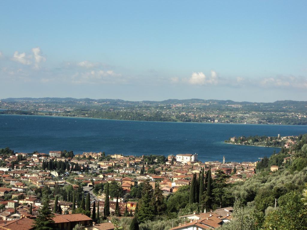 Bed & Breakfast Giardini Di Corte Toscolano-Maderno Exterior foto