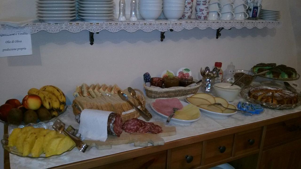 Bed & Breakfast Giardini Di Corte Toscolano-Maderno Exterior foto