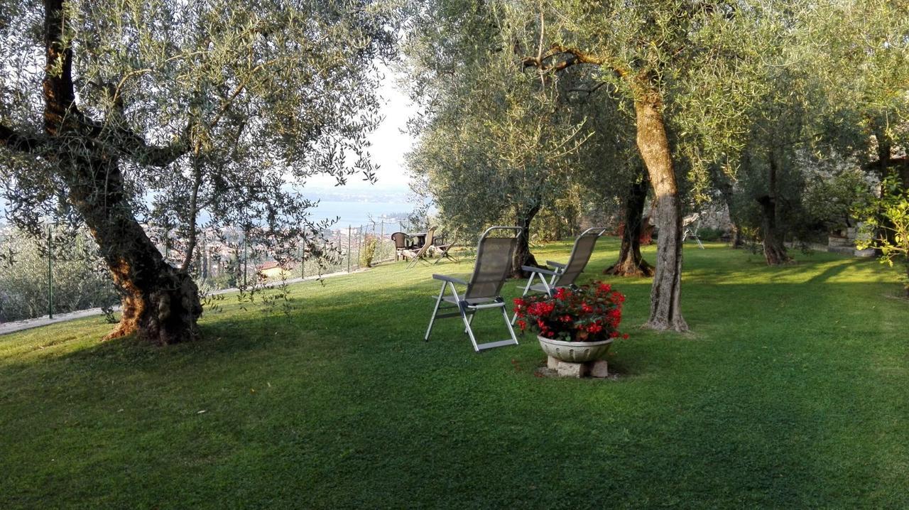 Bed & Breakfast Giardini Di Corte Toscolano-Maderno Exterior foto